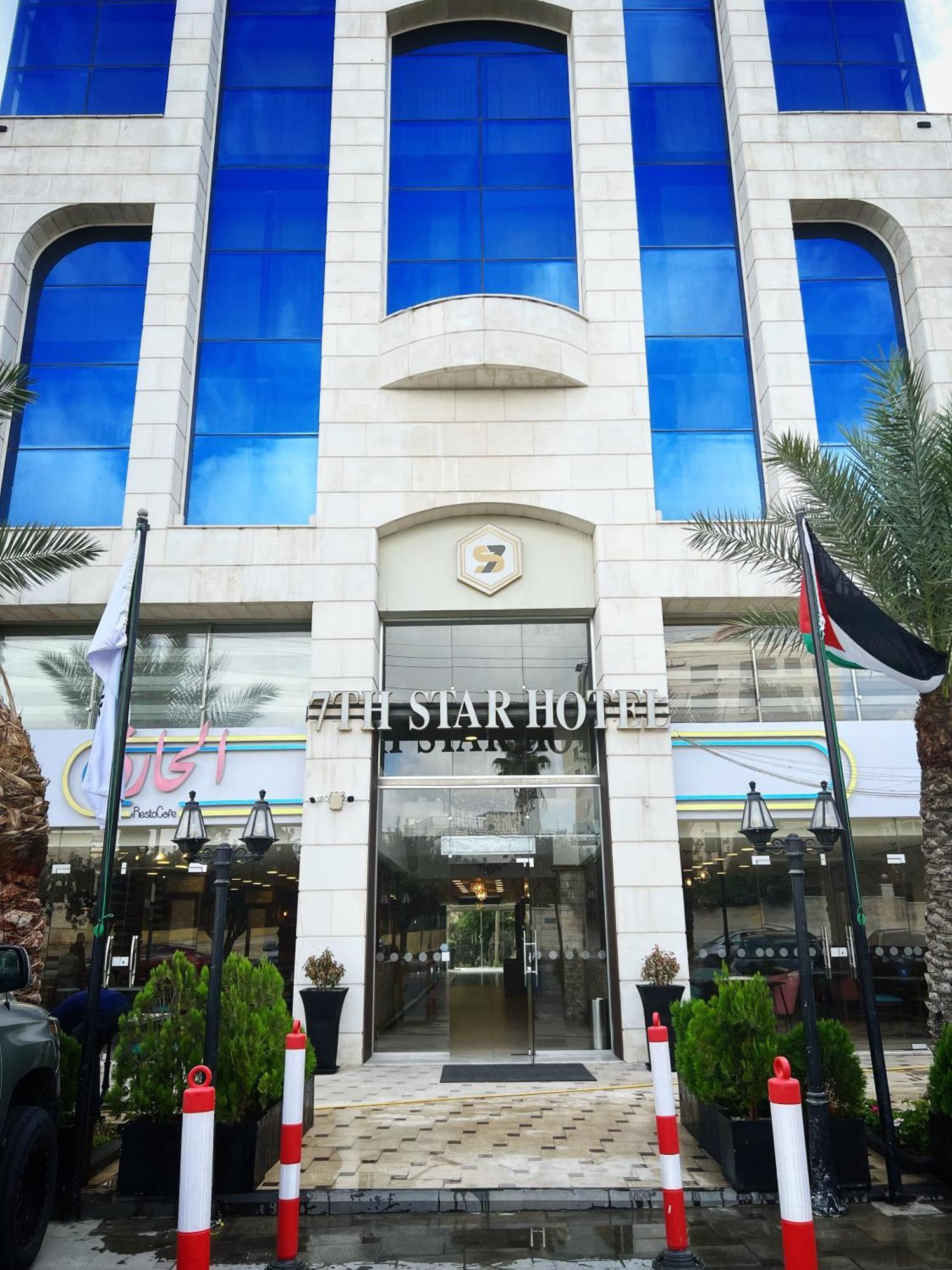 The Seventh Star Hotel Suites Amã Exterior foto