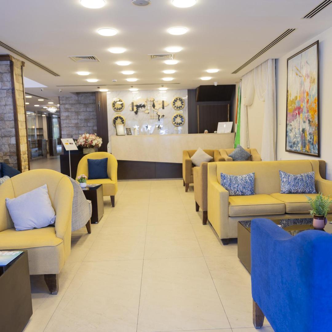 The Seventh Star Hotel Suites Amã Exterior foto